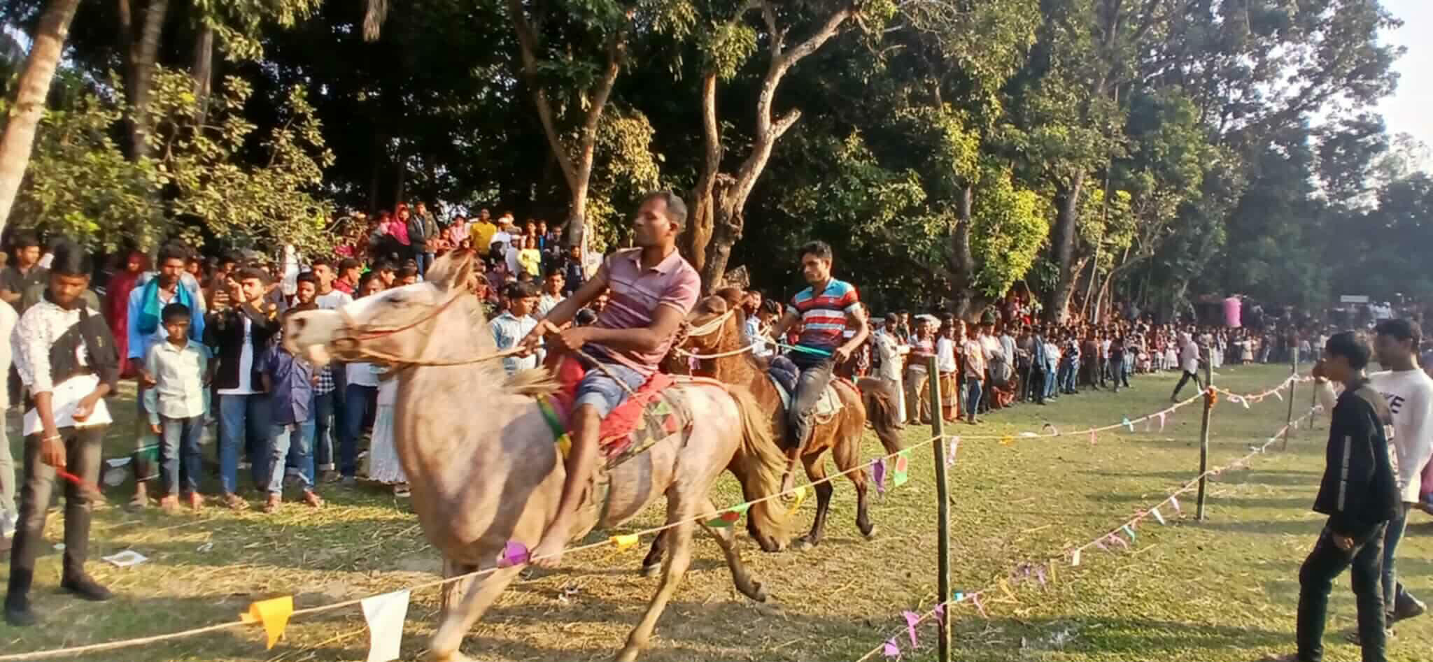 নাগরপুরে বিজয় দিবস উপলক্ষে ঘৌড় দৌড় প্রতিযোগিতা