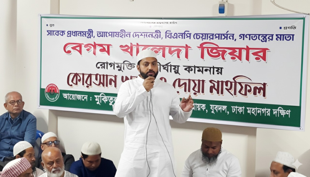 কথা বলছেন ইশরাক হোসেন।