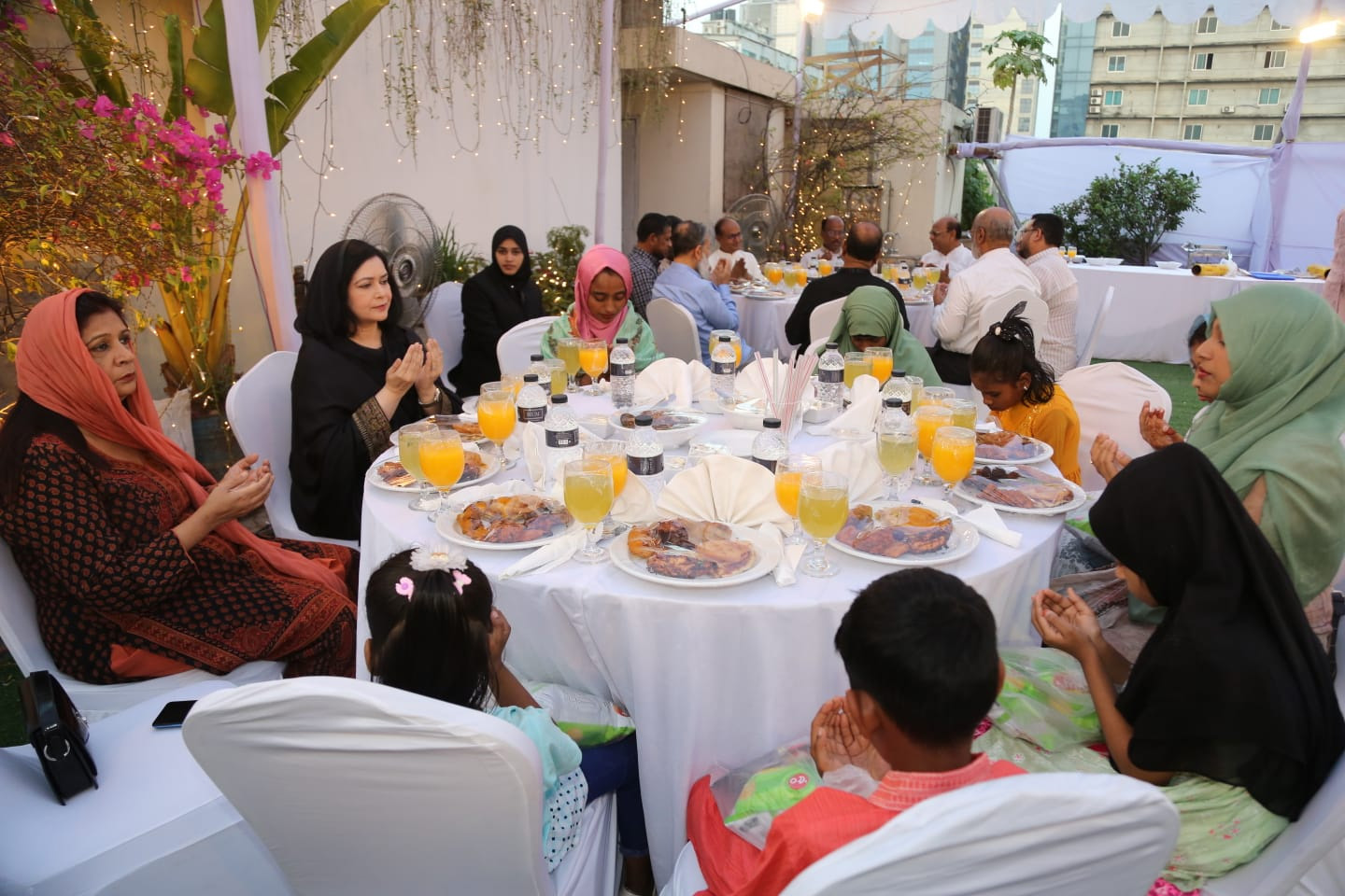 জেডআরএফ‘র ইফতার মাহফিলে ডা. জুবাইদা রহমান।