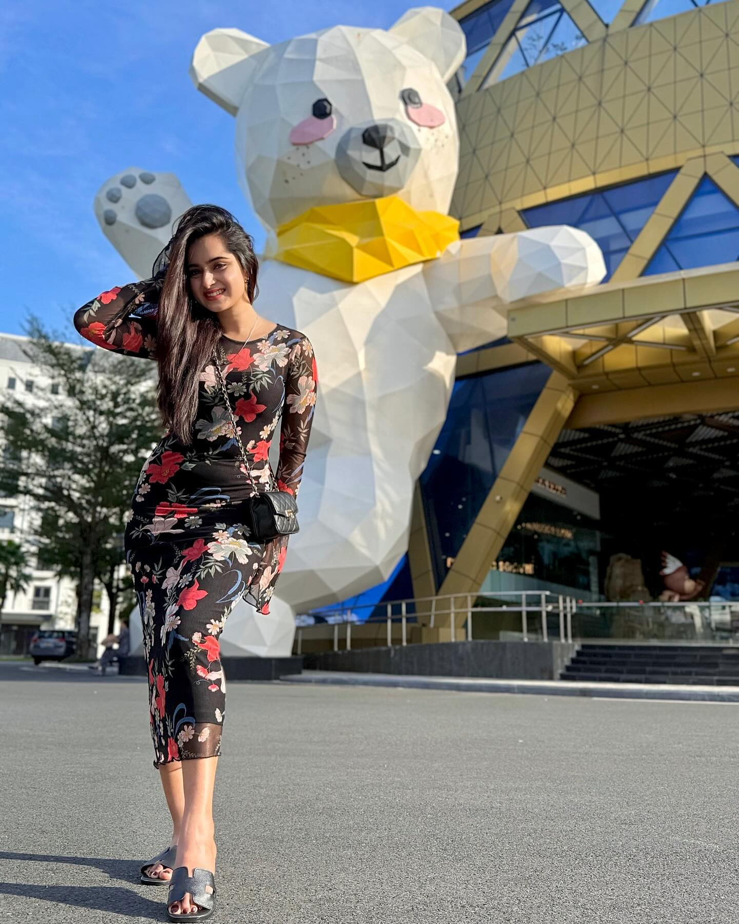 অভিনেত্রী কেয়া পায়েল।