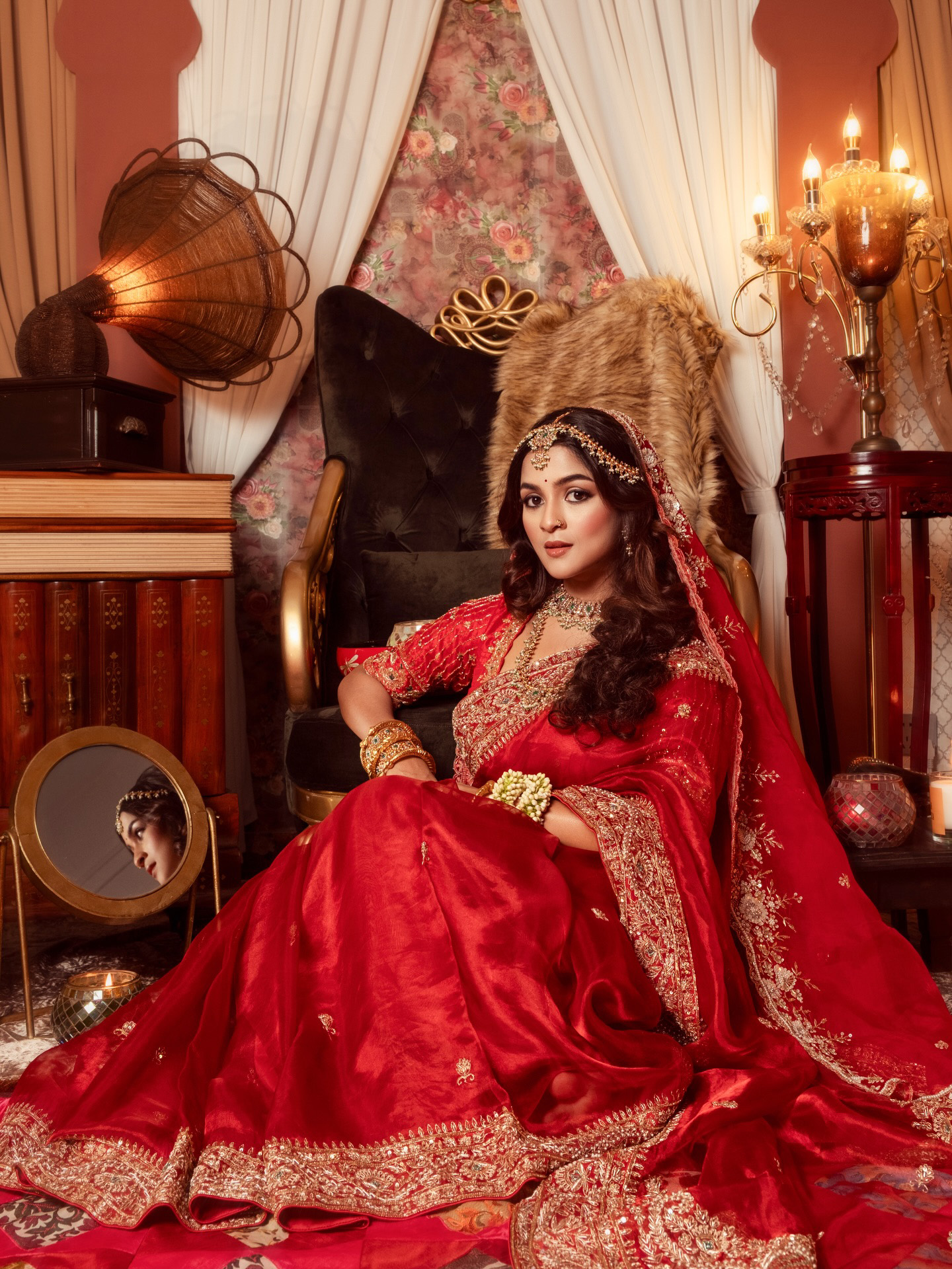 অভিনেত্রী সাদিয়া আয়মান।