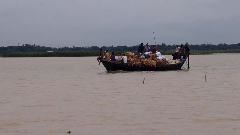 পদ্মার পানি বেড়ে নিম্নাঞ্চল প্লাবিত, 18 শিক্ষা প্রতিষ্ঠান বন্ধ
