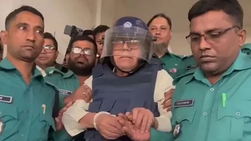 সাবেক মন্ত্রী কামরুল ইসলামকে দুদকের মামলায় গ্রেপ্তার