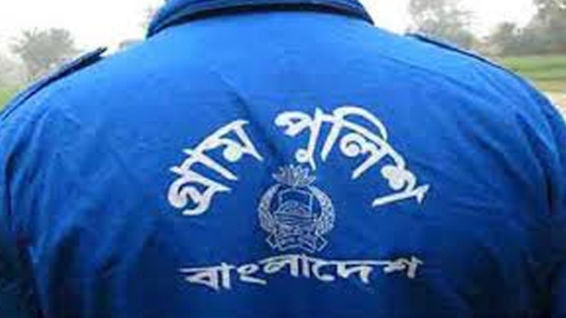 জব্দ করা মালামাল কেড়ে নিলেন বিএনপি নেতা