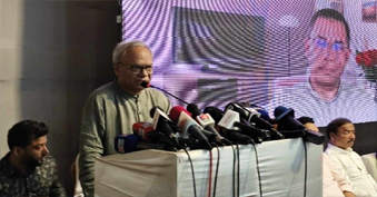 অন্তর্বর্তী সরকারের মধ্যেই কোথাও কোন ঘাপলা আছে : রিজভী