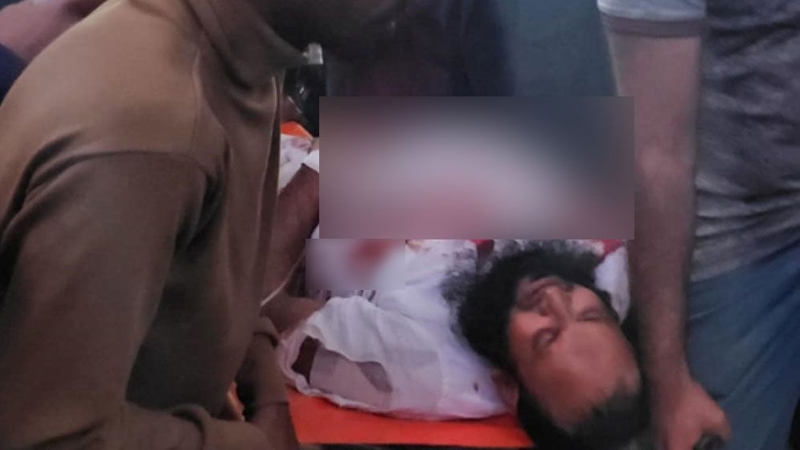 বিএনপি’র নেতাকে কুপিয়েছে ছাত্রলীগ নেতা