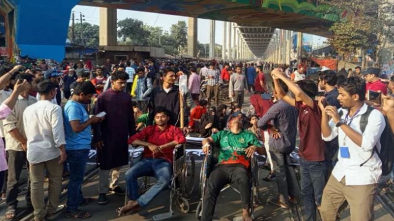 সোমবার দিনের আলোচিত ১০ খবর