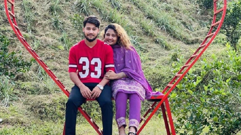 সাজ্জাদের স্ত্রী তামান্নাকে আত্মসমর্পণের নির্দেশ