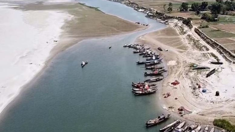 রাজবাড়ীতে নামছে স্তর, দুষ্প্রাপ্য হচ্ছে পানি