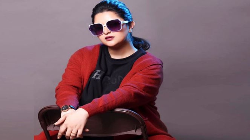 প্রেম হলে ওদের কী সমস্যা: পরীমণি