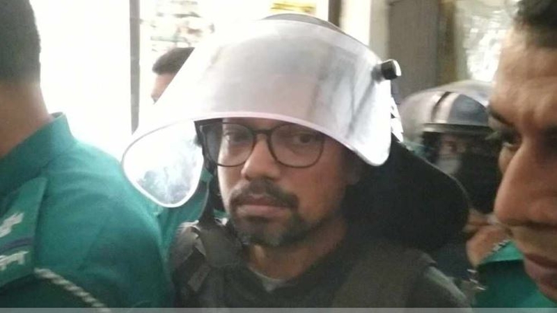 ভয় দেখিয়ে নয়: পলক