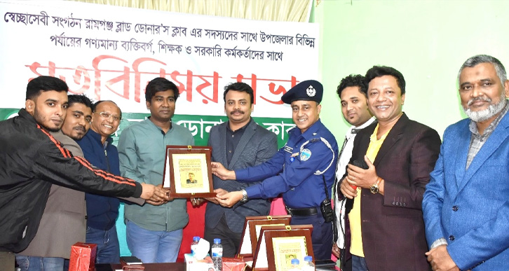 সরকার সাংবাদিকদের স্বাধীনতা ফিরিয়ে দিয়েছে : ফয়েজ  আহম্মদ