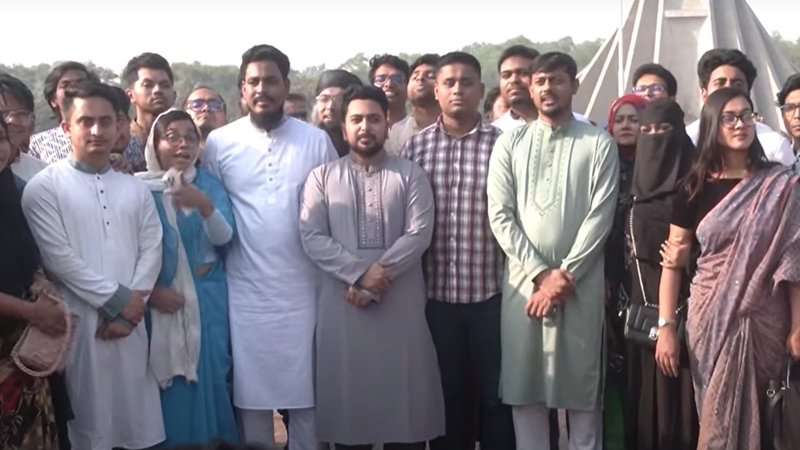 নির্বাচনের আলাপ না আনতে হুঁশিয়ারি সারজিসের