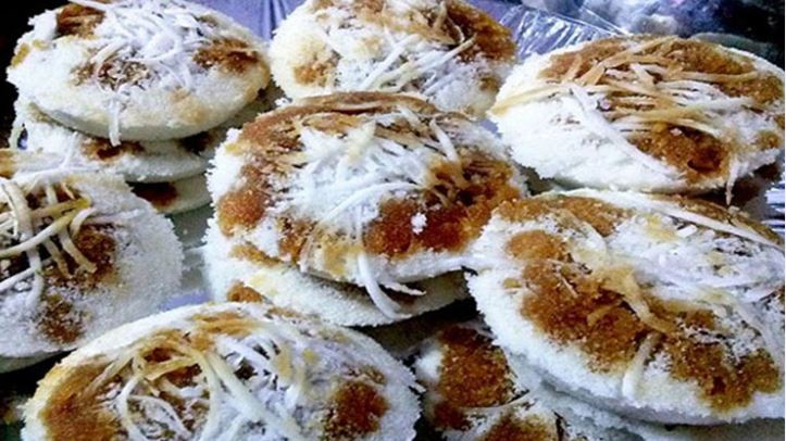 শীতে ভাপা পিঠা বানাবেন যেভাবে