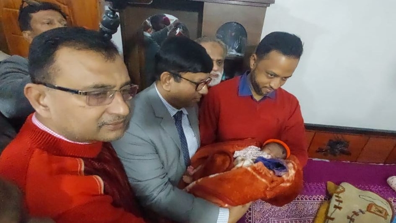 মাগুরায় শহীদ রাব্বির কন্যা শিশুর দায়িত্ব নিলেন তারেক রহমান