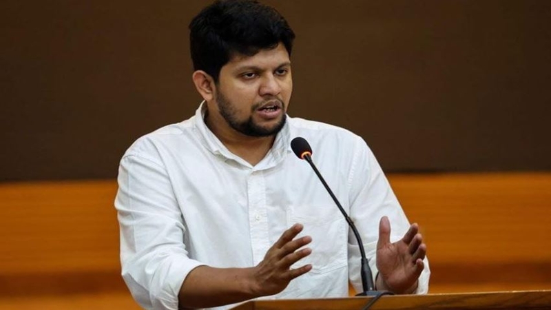 উপদেষ্টা মাহফুজ আলমের হুঁশিয়ারি