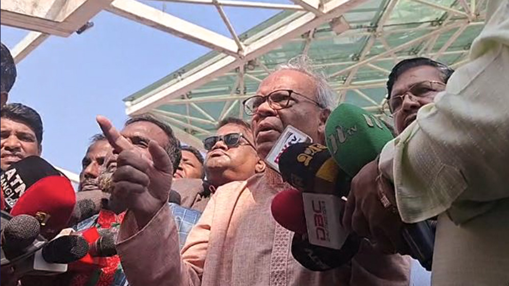 দুই-একটি রাজনৈতিক দল ঘোলা পানিতে মাছ শিকার করতে চায় : রিজভী