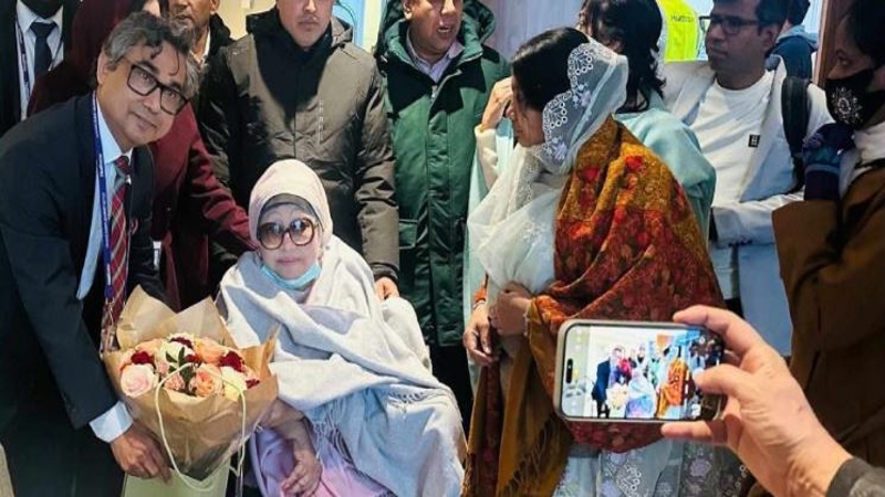 পরিবারের সদস্যদের কাছে পেয়ে খুবই উজ্জীবিত খালেদা জিয়া