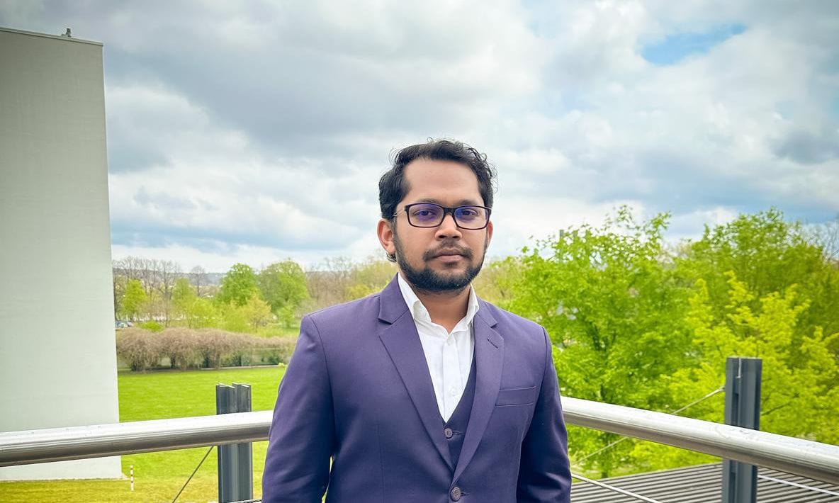 জাতীয়তাবাদ নাকি ধর্ম? কে আগে কে পরে...