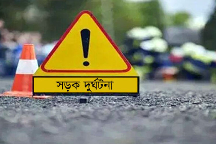 নওগাঁয় ট্রাকচাপায় নিহত ২