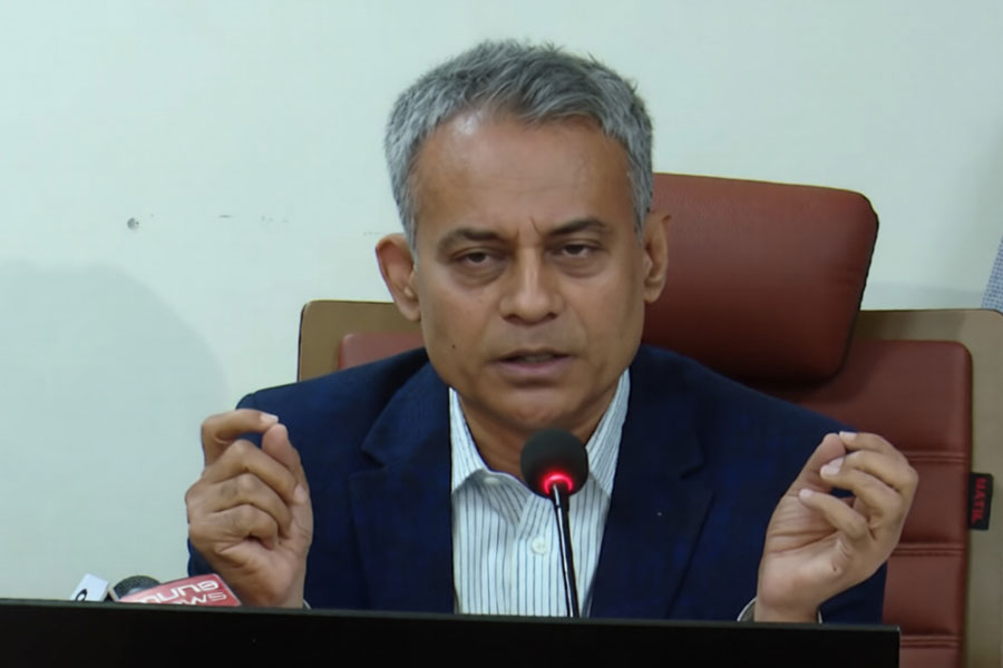 প্রকল্পগুলোর মুনাফা শুধু কাগজে কলমেই দেখি: সেতুমন্ত্রীর