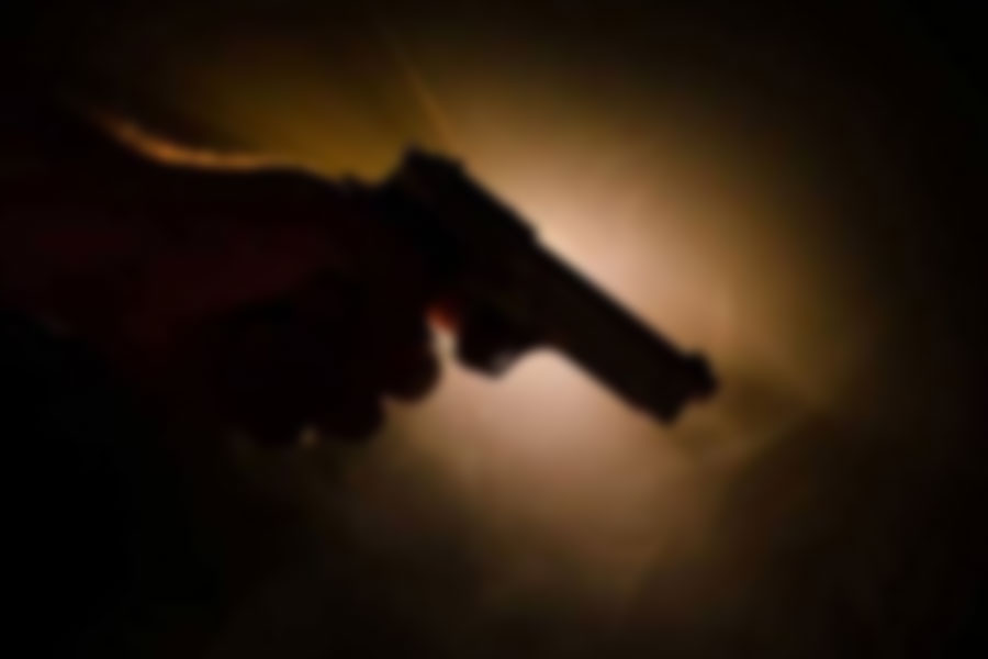 পাবনায় ছেলের সামনে বাবাকে গুলি করে হত্যা