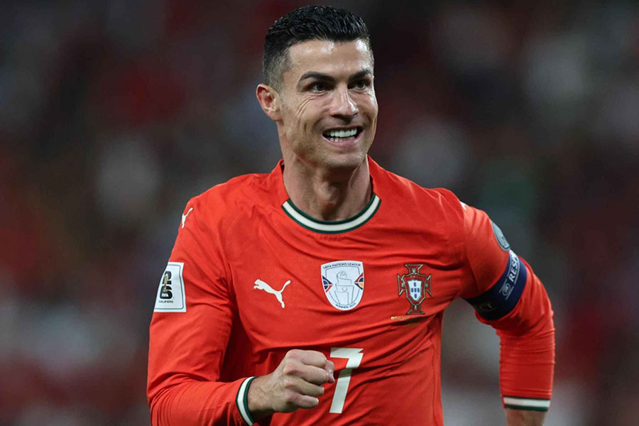 ২০৩০ বিশ্বকাপেও খেলবেন রোনালদো: পর্তুগাল কোচ