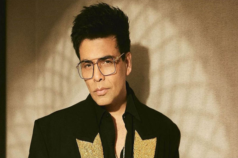 শাহরুখের পর এবার মেট গালায় অভিষেক হবে করণ জোহরের