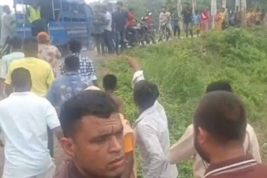 ১৪৪ ধারার মধ্যেই হামলা-ভাঙচুর ও অগ্নিসংযোগ