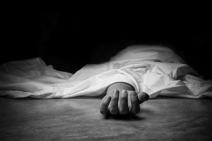 বগুড়ায় গাছ পড়ে ব্যবসায়ীর মৃত্যু