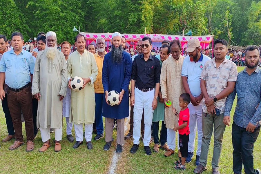 গোবিন্দগঞ্জে শহীদ জিয়া স্মৃতি ফুটবল টুর্নামেন্টের ফাইনাল খেলা অনুষ্ঠিত