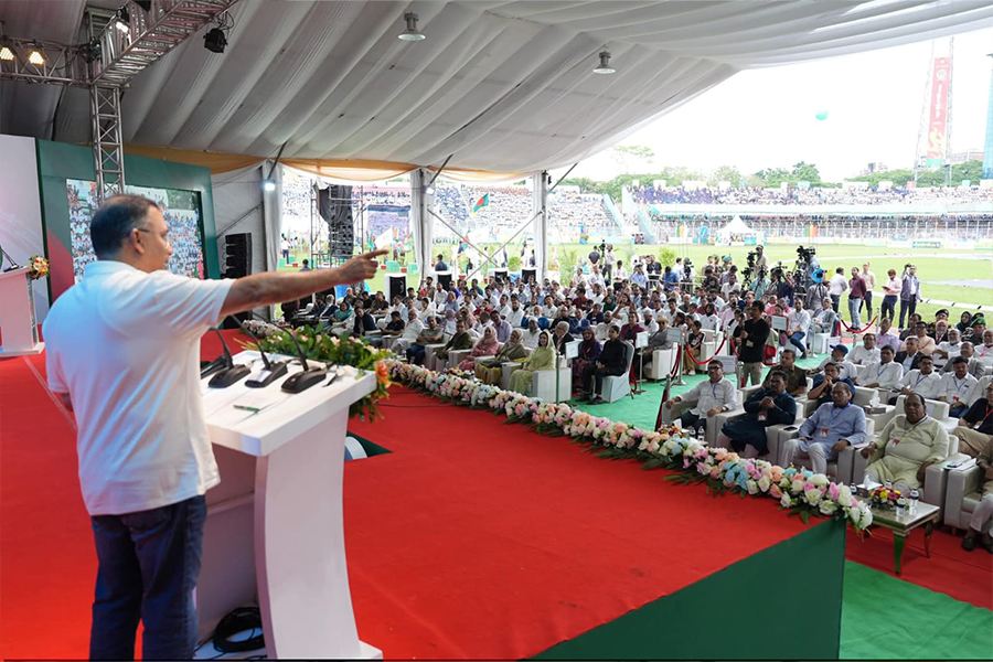 নতুন এক লাখ স্বাস্থ্যকর্মীর ৮০ শতাংশই হবে নারী: প্রধানমন্ত্রী