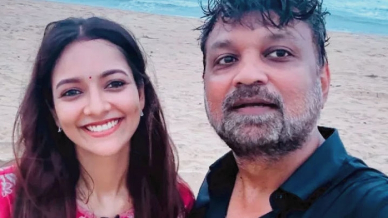 প্রেম করছেন সৃজিত-সুস্মিতা? জল্পনায় সরগরম টলিউড