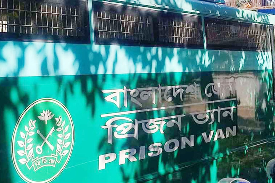 আন্তর্জাতিক অপরাধ ট্রাইব্যুনালে ১৫ সেনা কর্মকর্তার হাজিরা