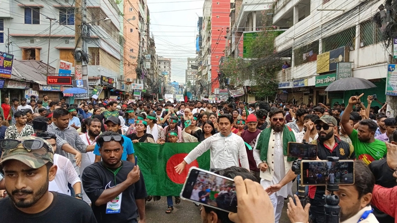 নাহিদের স্লোগানে গর্জে উঠল ফরিদপুরের পদযাত্রা
