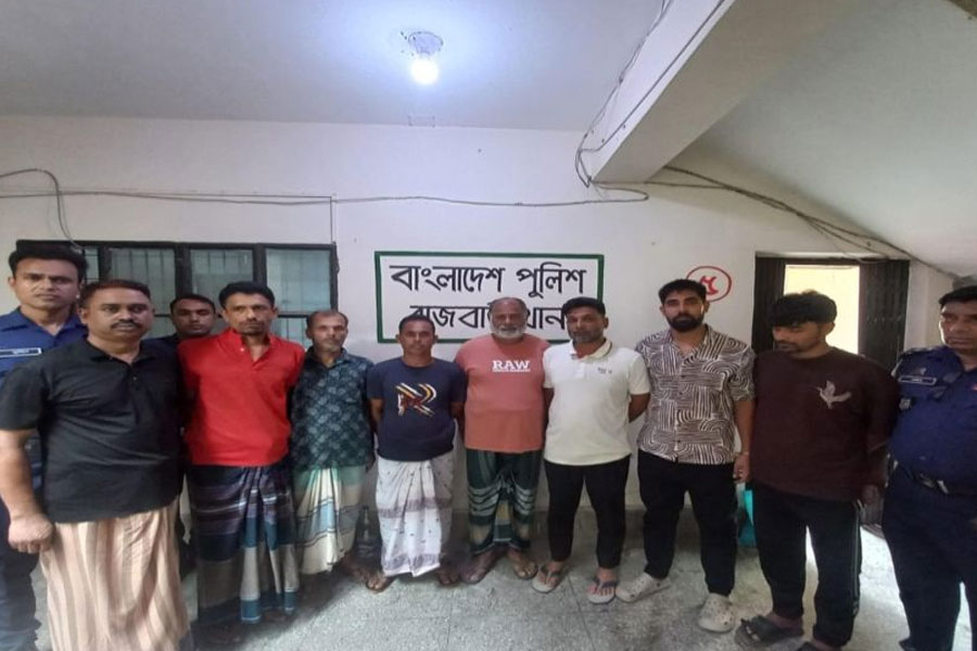 রাজবাড়ীতে আ.লীগের ঝটিকা মিছিল, গ্রেপ্তার ৮