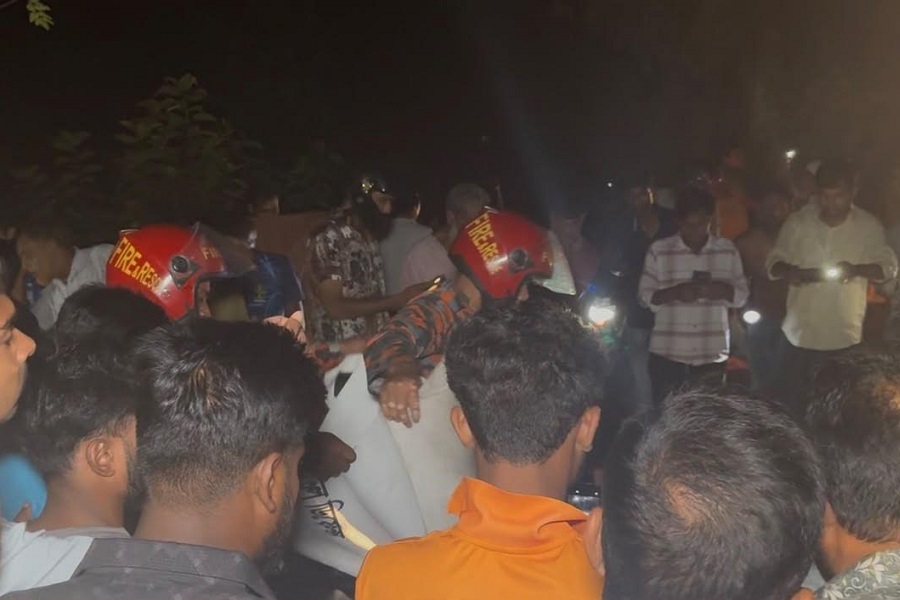 সড়ক দুর্ঘটনায় শিশুসহ নিহত ২