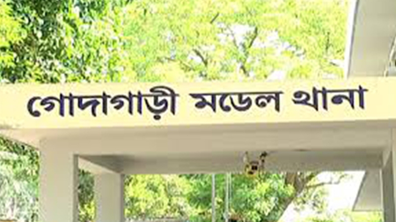 রাজশাহী গোদাগাড়ীর সীমান্তে ফেনসিডিলের হাট