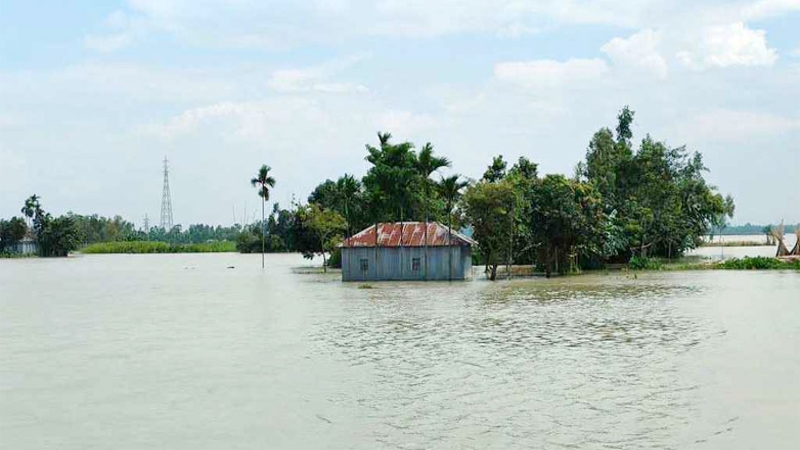 ৭২ ঘণ্টার মধ্যেই ডুবে যেতে পারে দেশের ২০ জেলা
