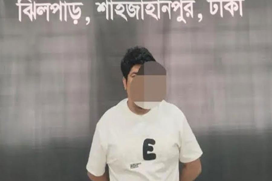মতিঝিলে গ্রেপ্তার ২৮ মামলার আসামি ‘বোমা বিদ্যুৎ’