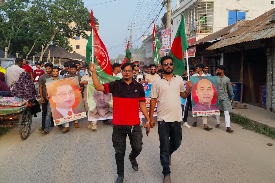 ছাত্রদল নেতা শরিফের নেতৃত্বে পাংশায় মিছিল