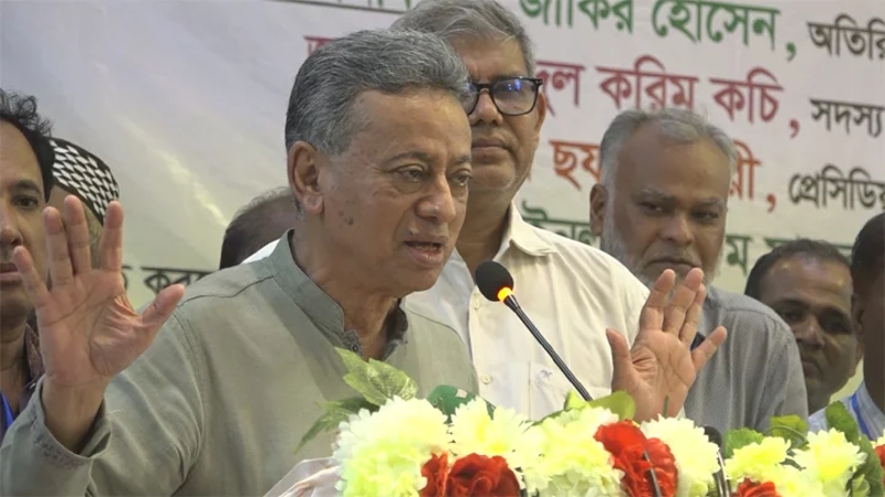 নির্বাচন ছাড়া অন্য পথ বিপজ্জনক হবে: আমির খসরু