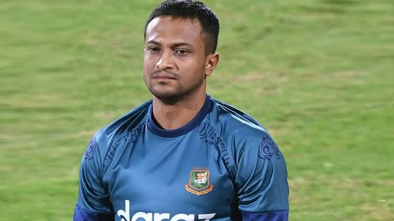 সাকিব আল হাসানের ব্যাংক হিসাব জব্দ