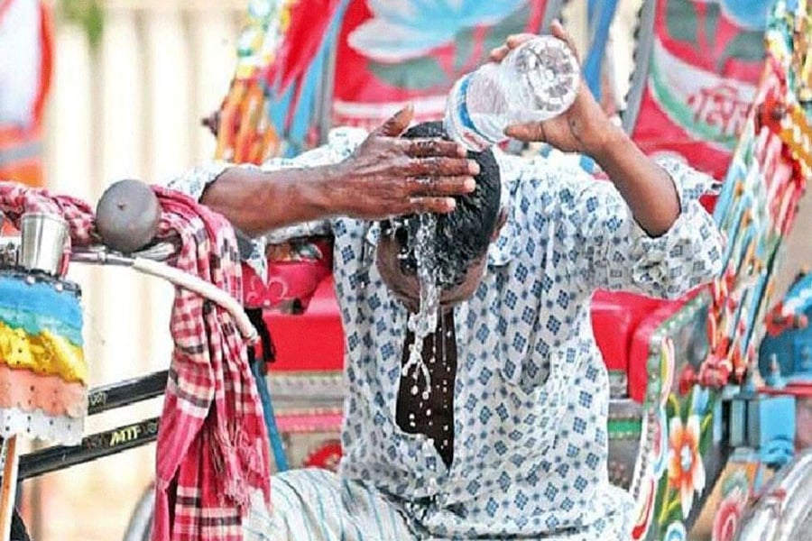 ঢাকাসহ ৩৪ জেলায় তাপপ্রবাহ