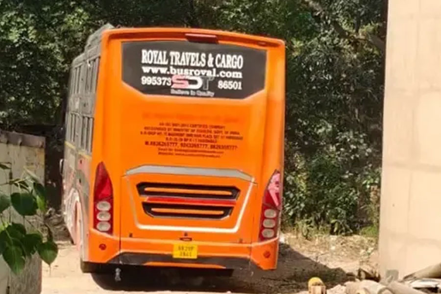 দিল্লিতে স্লিপার বাসে ধর্ষণ, গ্রেপ্তার ২
