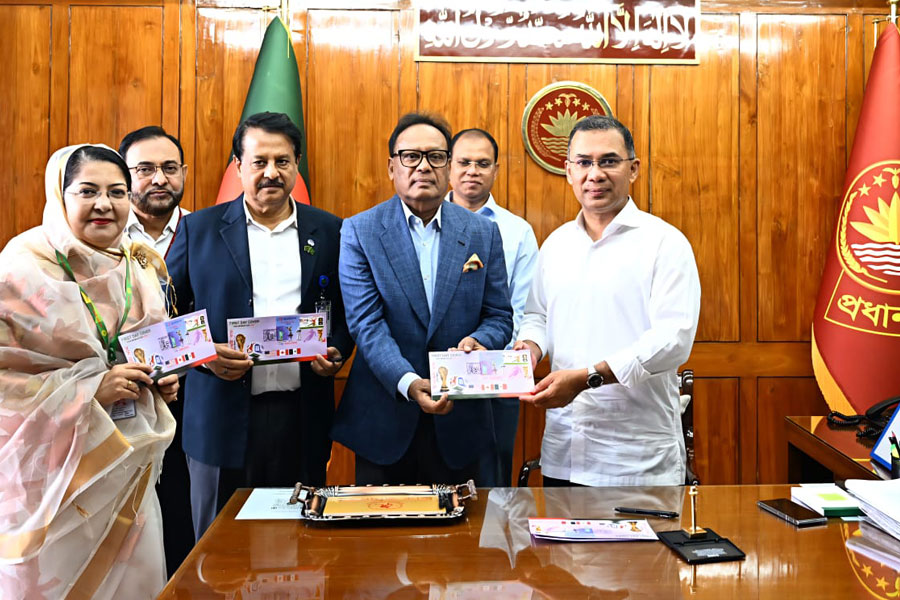 বিশ্বকাপ ফুটবল উপলক্ষে স্মারক ডাকটিকিট উন্মোচন করলেন প্রধানমন্ত্রী