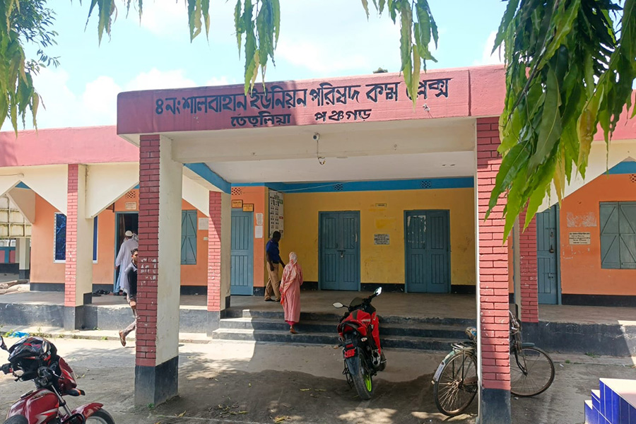 চার মাস ধরে স্থবির শালবাহান ইউনিয়ন পরিষদের কার্যক্রম