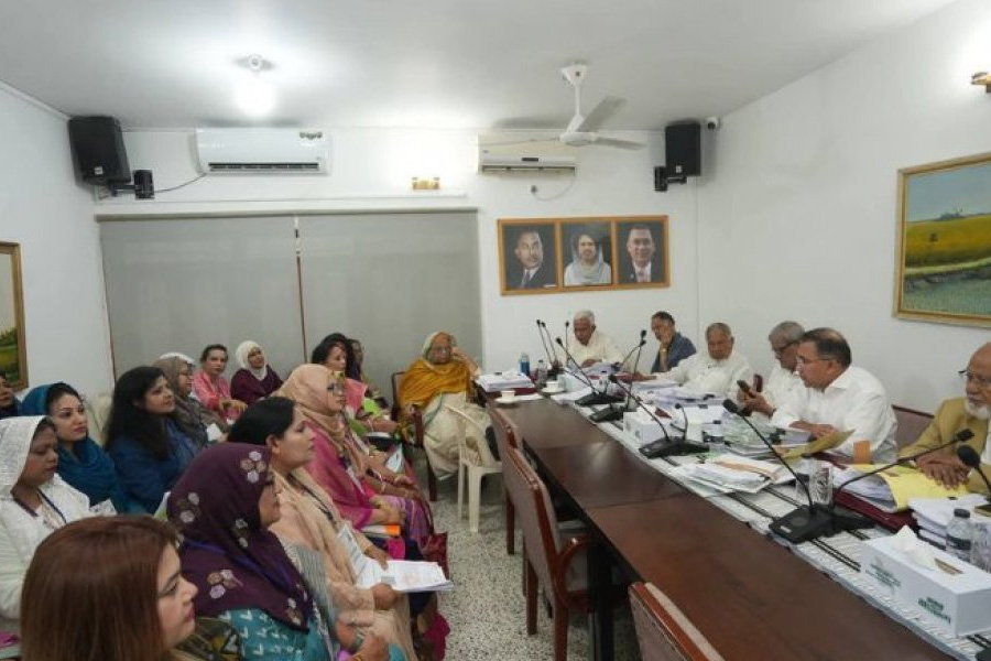 গভীর রাত পর্যন্ত মনোনয়নপ্রত্যাশীদের সাক্ষাৎকার নিলেন তারেক রহমান