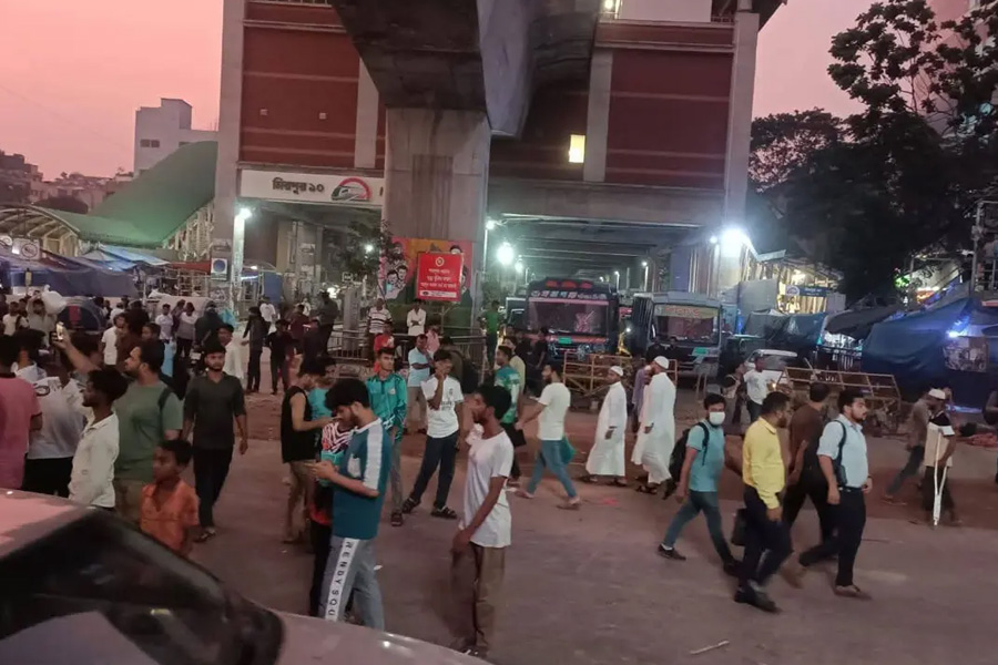 রামিসা হত্যার বিচার দাবিতে পল্লবীতে বিক্ষোভ