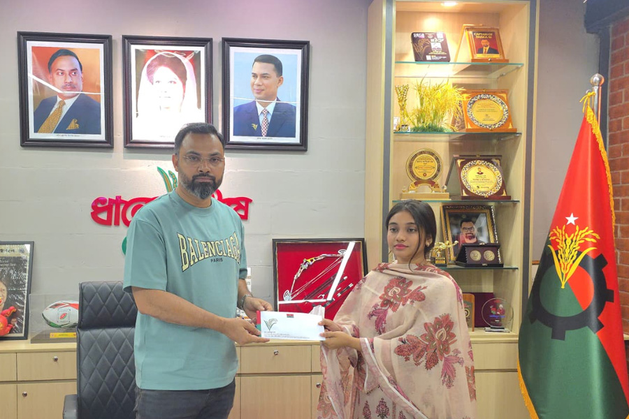 গুম-শহীদ পরিবারের মাঝে ঈদ উপহার দিলেন প্রতিমন্ত্রী আমিনুল হক